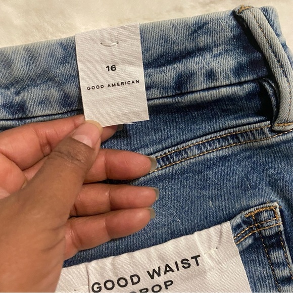 NWT Good American Good Waist Crop High Waist Raw Hem Stretch Jeans 16 - Picture 12 of 14